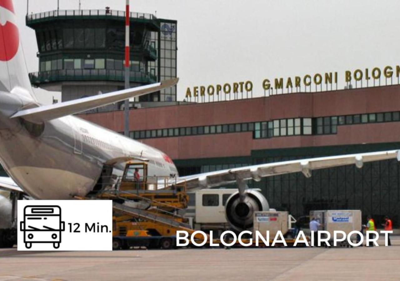 Sky Loft Airport - Modern Apt 1St Floor Apartment Болоня Екстериор снимка